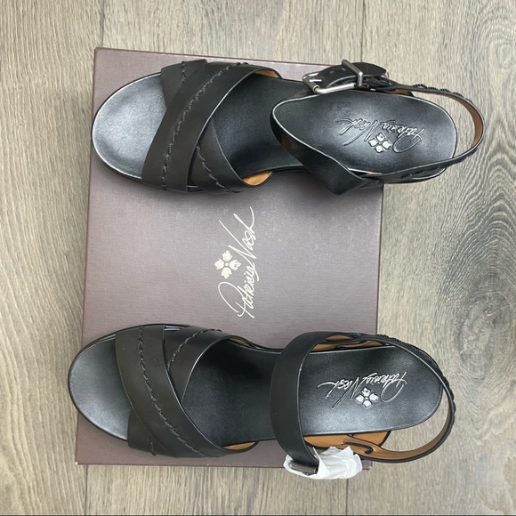 Patricia Nash Leila Wedge Sandals - Black size 9.5 NWB - Picture 6 of 17